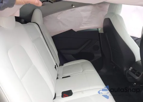 2022 Tesla Model Y Long Range Dual Motor All-Wheel Drive from USA, damaged, VIN 7SAYGAEE5NF533126